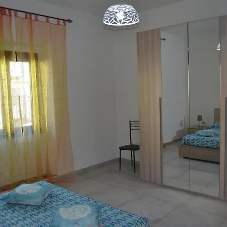 דירה Puerto Escuso פורטוסקוזו